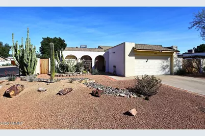 5252 W Purdue Avenue W, Glendale, AZ 85302 - Photo 2