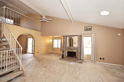 5252 W Purdue Avenue W, Glendale, AZ 85302 - Photo 8