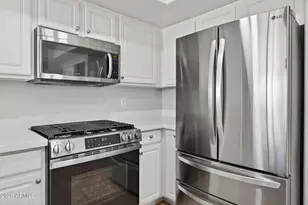 4034 E Anderson Dr, Phoenix, AZ 85032 - Photo 10