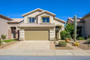 4034 E Anderson Dr, Phoenix, AZ 85032 - Photo 2