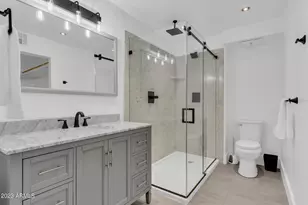 9270 E Mission Ln, Scottsdale, AZ 85258 - Photo 1