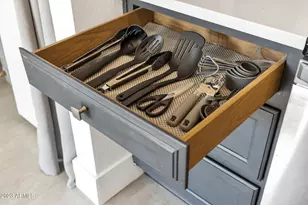 9270 E Mission Ln, Scottsdale, AZ 85258 - Photo 30