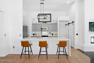 6822 S 40th Drive, Phoenix, AZ 85041 - Photo 10