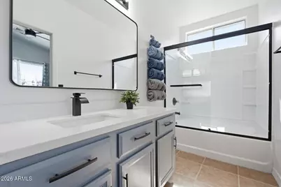 6822 S 40th Drive, Phoenix, AZ 85041 - Photo 22