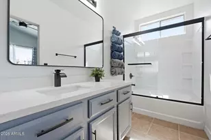 6822 S 40th Dr, Phoenix, AZ 85041 - Photo 22