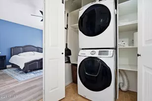 6822 S 40th Dr, Phoenix, AZ 85041 - Photo 28