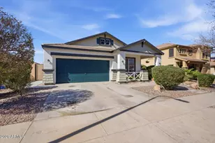 6822 S 40th Dr, Phoenix, AZ 85041 - Photo 2