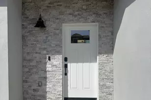 16714 E Almont Dr, Fountain Hills, AZ 85268 - Photo 2