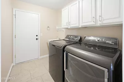 7 W Silverwood Drive, Phoenix, AZ 85045 - Photo 26