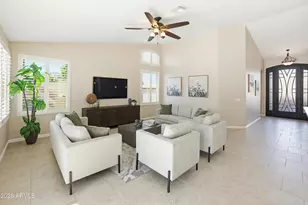 7 W Silverwood Dr, Phoenix, AZ 85045 - Photo 12