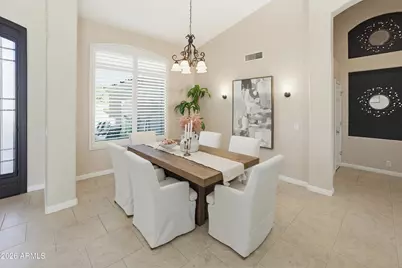 7 W Silverwood Drive, Phoenix, AZ 85045 - Photo 4