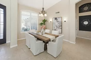 7 W Silverwood Dr, Phoenix, AZ 85045 - Photo 4