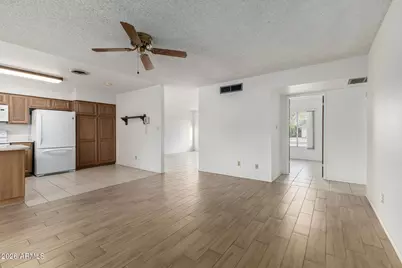 3718 W Dailey Street, Phoenix, AZ 85053 - Photo 6