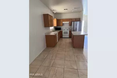 814 W Cholla Street, Casa Grande, AZ 85122 - Photo 6