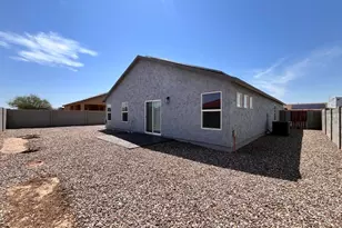 10490 W Mazatlan Dr, Arizona City, AZ 85123 - Photo 30
