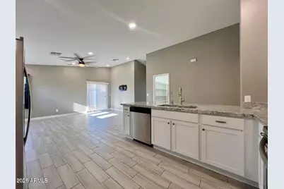 10490 W Mazatlan Drive, Arizona City, AZ 85123 - Photo 8