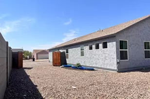 10490 W Mazatlan Dr, Arizona City, AZ 85123 - Photo 38