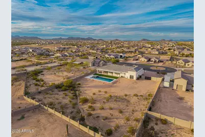 267 W Amherst Street, San Tan Valley, AZ 85143 - Photo 2