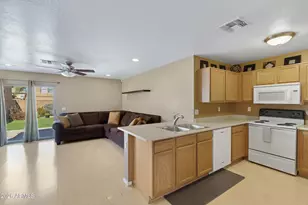 3212 W St Kateri Dr, Phoenix, AZ 85041 - Photo 8