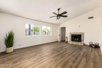 12535 N 77th Drive, Peoria, AZ 85381 - Photo 8