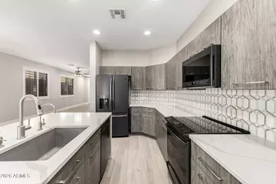 2452 W Warren Drive, Anthem, AZ 85086 - Photo 6