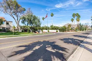 2938 N 61st Pl, Scottsdale, AZ 85251 - Photo 28