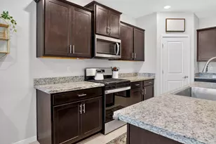 25304 N 144th Dr, Surprise, AZ 85387 - Photo 4