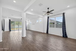 4571 W Gilbert Ln, San Tan Valley, AZ 85144 - Photo 8