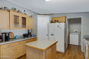 2200 N Delaware Dr, Apache Junction, AZ 85120 - Photo 10