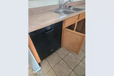 11254 W Locust Lane, Avondale, AZ 85323 - Photo 6