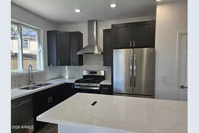 18293 W Elm Street, Surprise, AZ 85388 - Photo 4