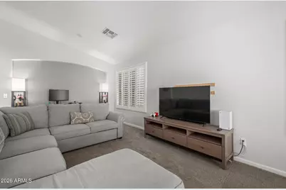 2403 E Rosemonte Drive, Phoenix, AZ 85050 - Photo 4