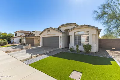 2403 E Rosemonte Drive, Phoenix, AZ 85050 - Photo 2