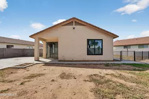 8921 N 65th Dr, Glendale, AZ 85302 - Photo 30