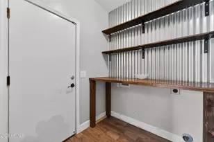 8921 N 65th Dr, Glendale, AZ 85302 - Photo 16