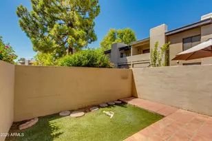 4201 E Camelback Rd, Phoenix, AZ 85018 - Photo 16