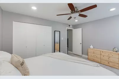 4201 E Camelback Road #41, Phoenix, AZ 85018 - Photo 12
