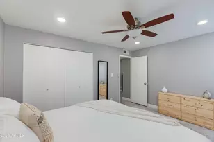 4201 E Camelback Rd, Phoenix, AZ 85018 - Photo 12