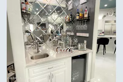 9726 N 3rd Drive, Phoenix, AZ 85021 - Photo 14