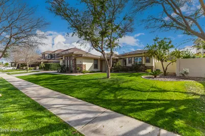 3093 E Comstock Drive, Gilbert, AZ 85296 - Photo 2