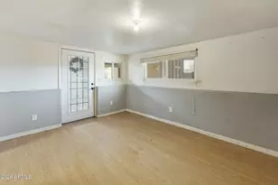 4116 N 64th Dr, Phoenix, AZ 85033 - Photo 14