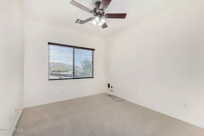 26212 N 54th Avenue, Phoenix, AZ 85083 - Photo 34