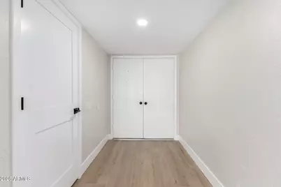 942 E Driftwood Drive, Tempe, AZ 85283 - Photo 4