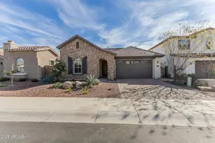 9785 W Robin Ln, Peoria, AZ 85383 - Photo 2