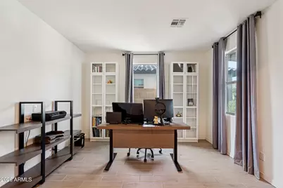 5733 W Odeum Lane, Phoenix, AZ 85043 - Photo 4