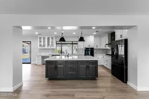 3318 E Montecito Ave, Phoenix, AZ 85018 - Photo 12