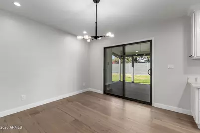 3318 E Montecito Avenue, Phoenix, AZ 85018 - Photo 8