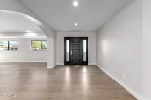 3318 E Montecito Ave, Phoenix, AZ 85018 - Photo 4