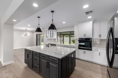 3318 E Montecito Avenue, Phoenix, AZ 85018 - Photo 14