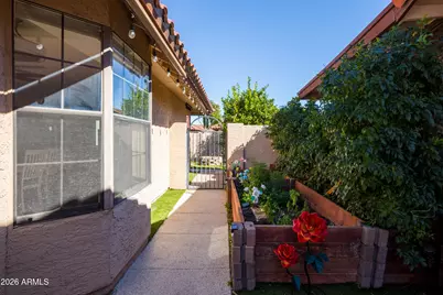 5210 E Coronado Circle, Phoenix, AZ 85044 - Photo 22